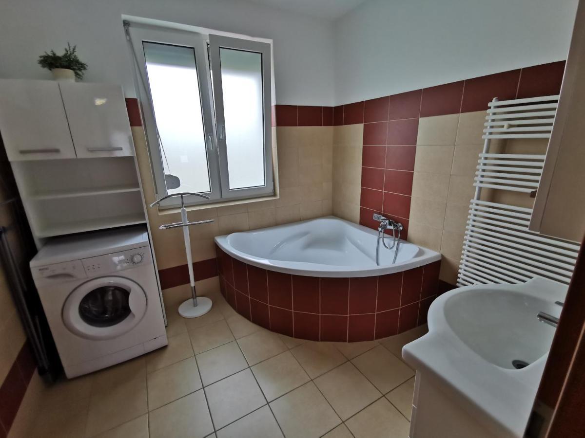 Freedom Apartman Хайдусобосло Экстерьер фото